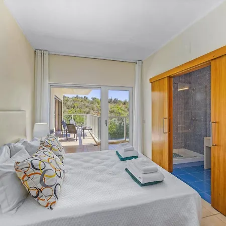 Villa Casa Joao By *